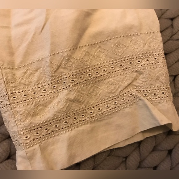 Beige Linen Capris - Sz 8 - Picture 4 of 4